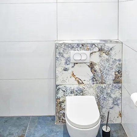 아파트 M&l By Interhome Rupa